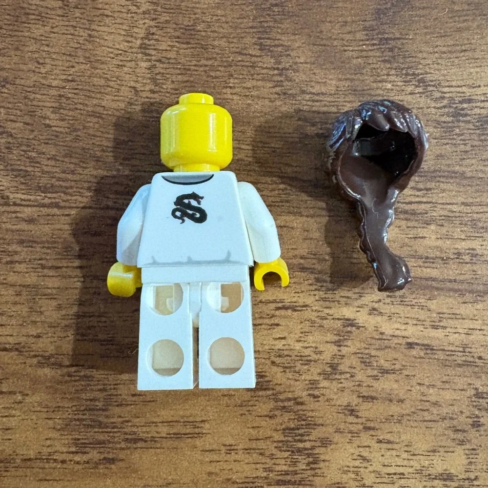 LEGO Ninjago Nya Minifigure White Outfit Dragon Print Braided Hair 2011 Martial